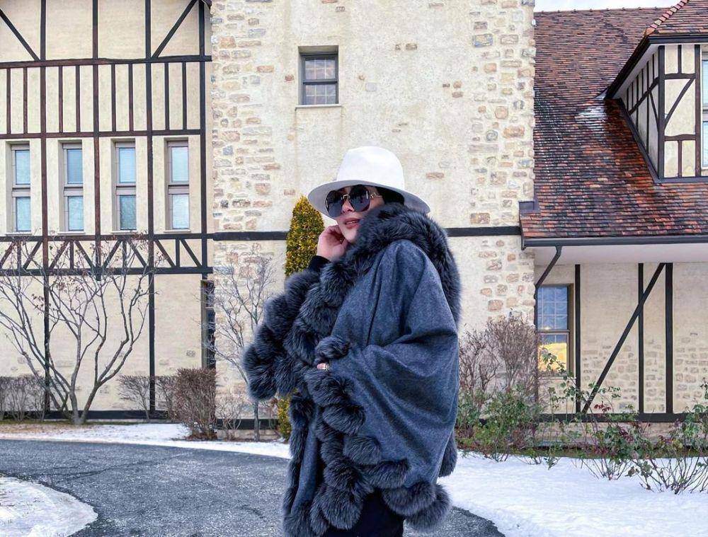 Momen liburan Syahrini di Winter Wonderland (instagram.com/princessyahrini)