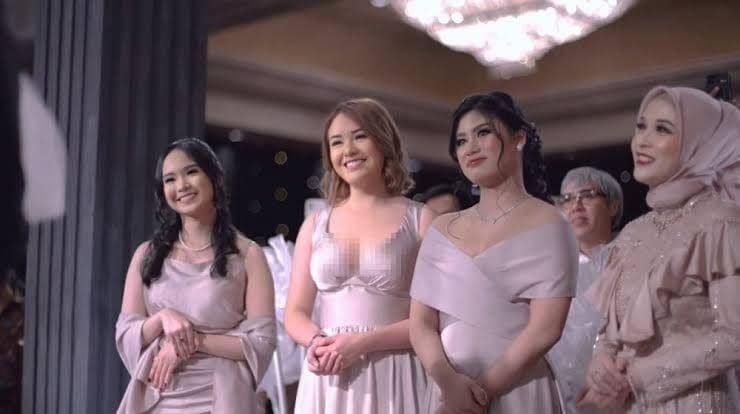 Busana kondangan (youtube.com/glenca chysara)