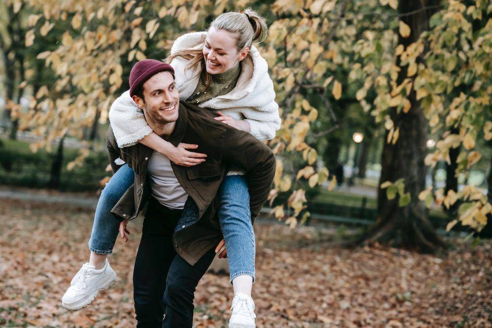 ilustrasi friend zone (pexels.com/Katerina Holmes)