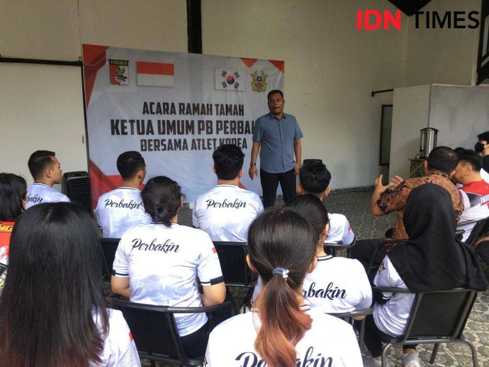 Acara ramah tamah PB Perbakin bersama atlet menembak dan atlet Korea Selatan di Jakarta, Rabu (14/12/2022). (IDN Times/Eko Ardiyanto)