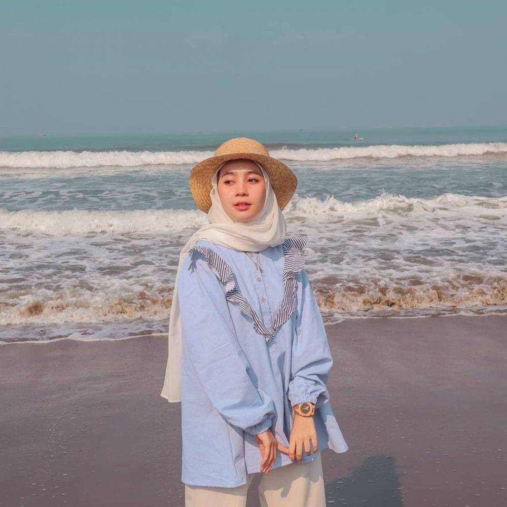 style feminin selebgram Syahla Effendi (instagram.com/syahlaeffendi)