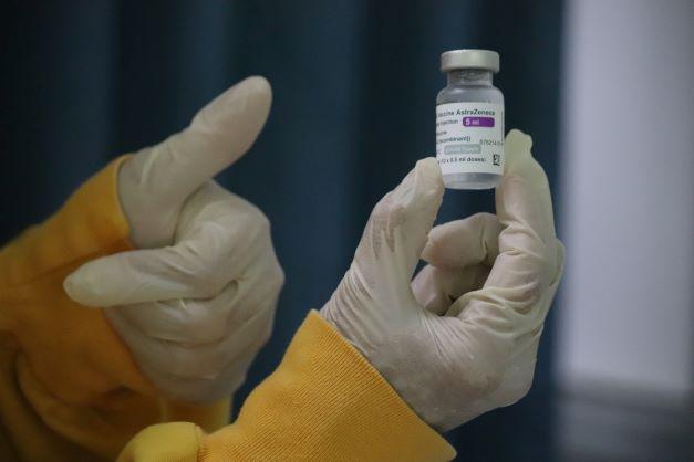 Uji Coba Vaksin Ebola di Afrika Barat Hasilkan Antibodi yang Kuat