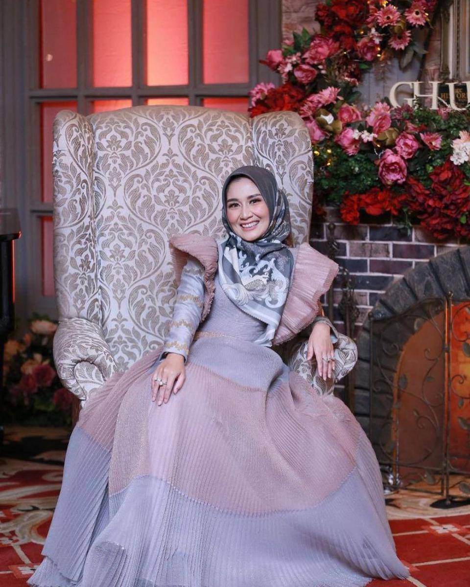 Dine Mutiara Aziz (instagram.com/dine.pearl)