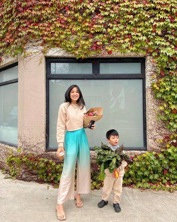 inspirasi outfit dengan knitwear (instagram.com/tiffanysoetanto)