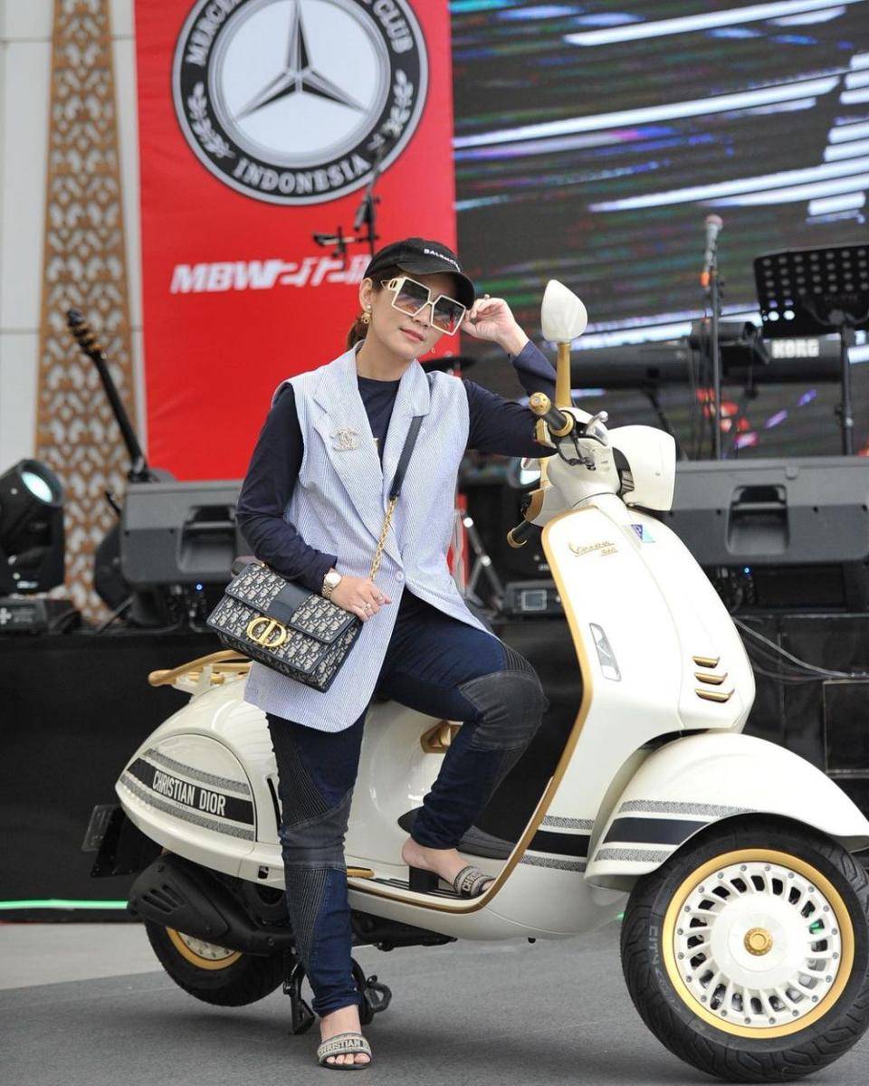 Dine Mutiara Aziz (instagram.com/dine.pearl)