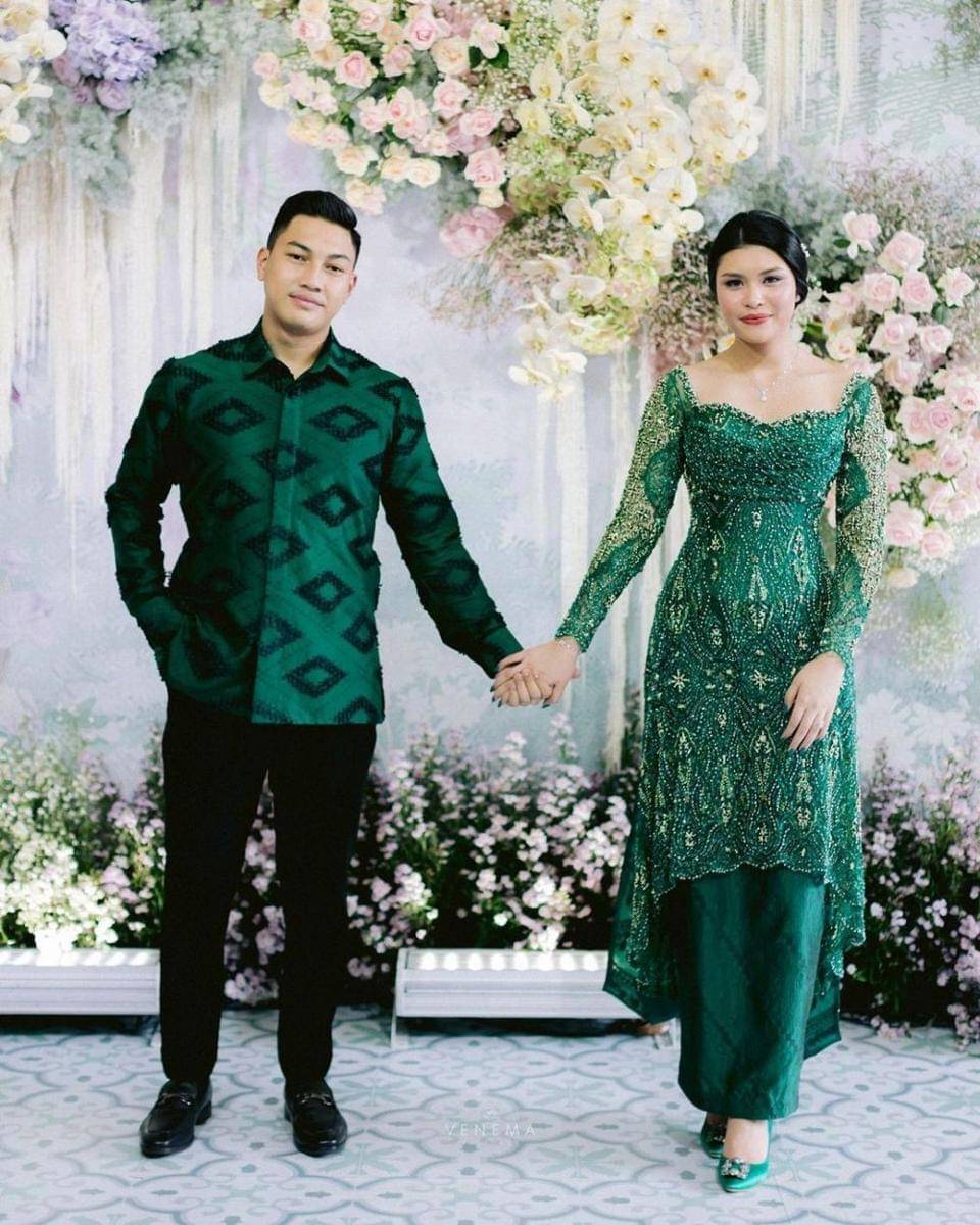 Lamaran Debby Pramestya, putri Ketua MPR RI Bambang Soesatyo. (Instagram.com/venemapictures)