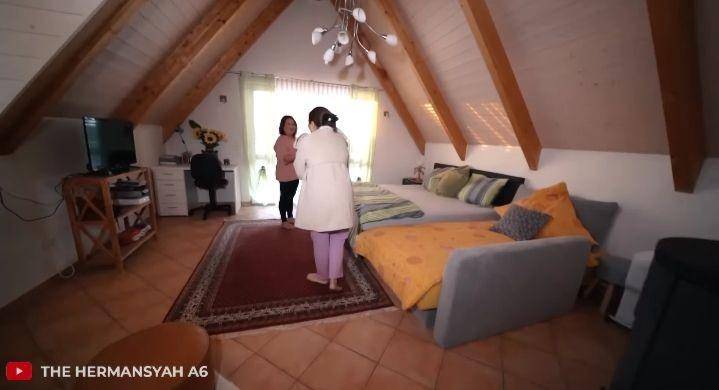potret rumah Sarah Menzel di Jerman (youtube.com/The Hermansyah A6)