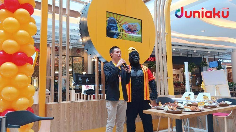 Grand Opening Go! Go! Curry. duniaku.com/Adhitya Daniel