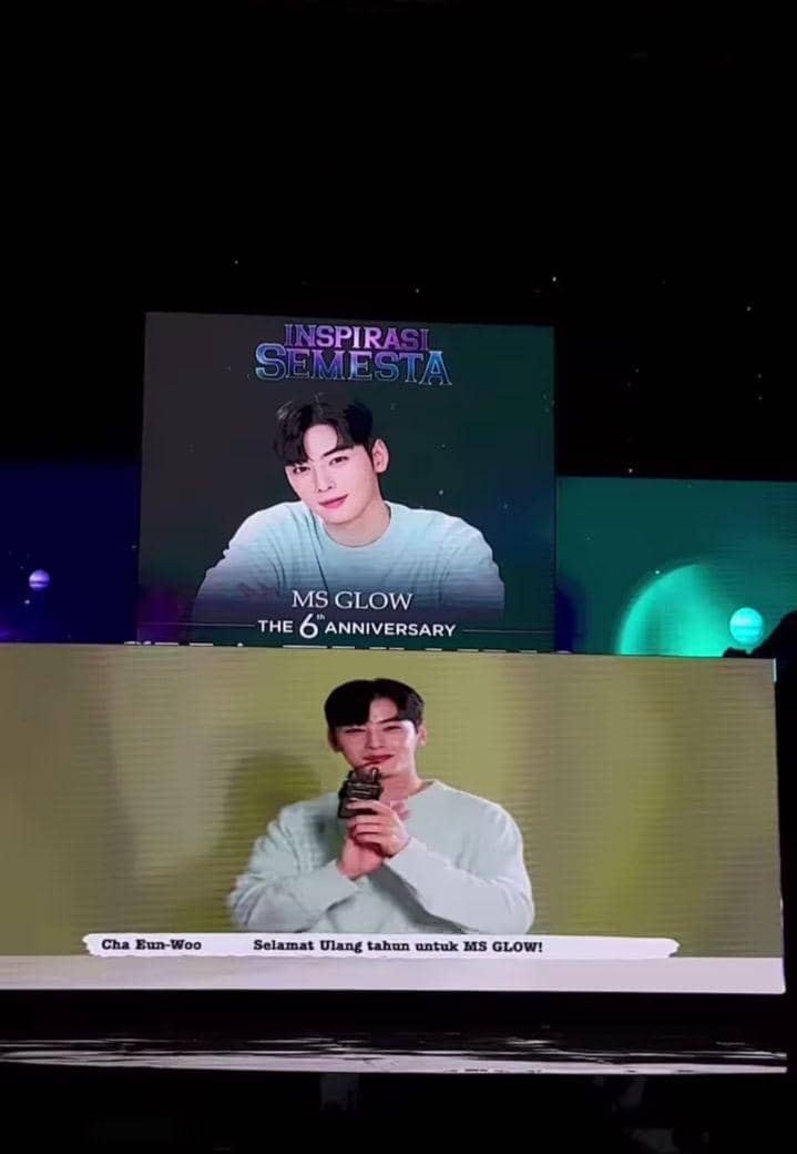 potret artis di anniversary ke-6 MS Glow (instagram.com/annajobling)