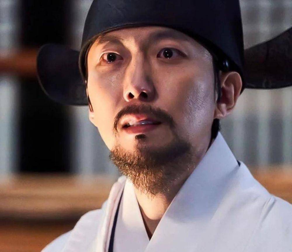 Kim Jae Bum di drama Under The Queen’s Umbrella (instagram.com/hs_kim_95)