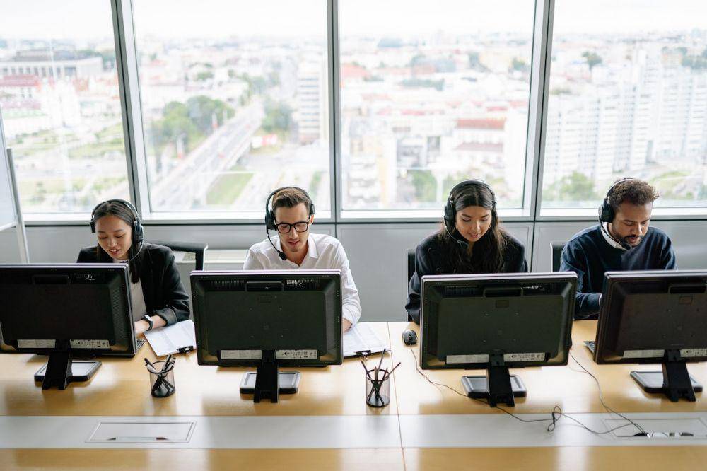 Ilustrasi magang di kantor (pexels.com/Yan Krukov)