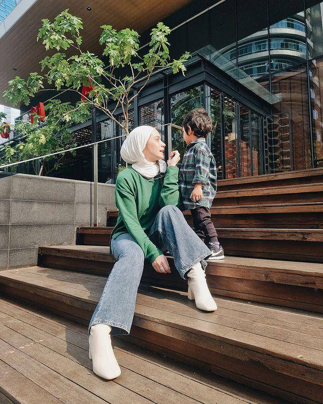 potret Putri Anne asuh anak tanpa suami (instagram.com/anneofficial1990)