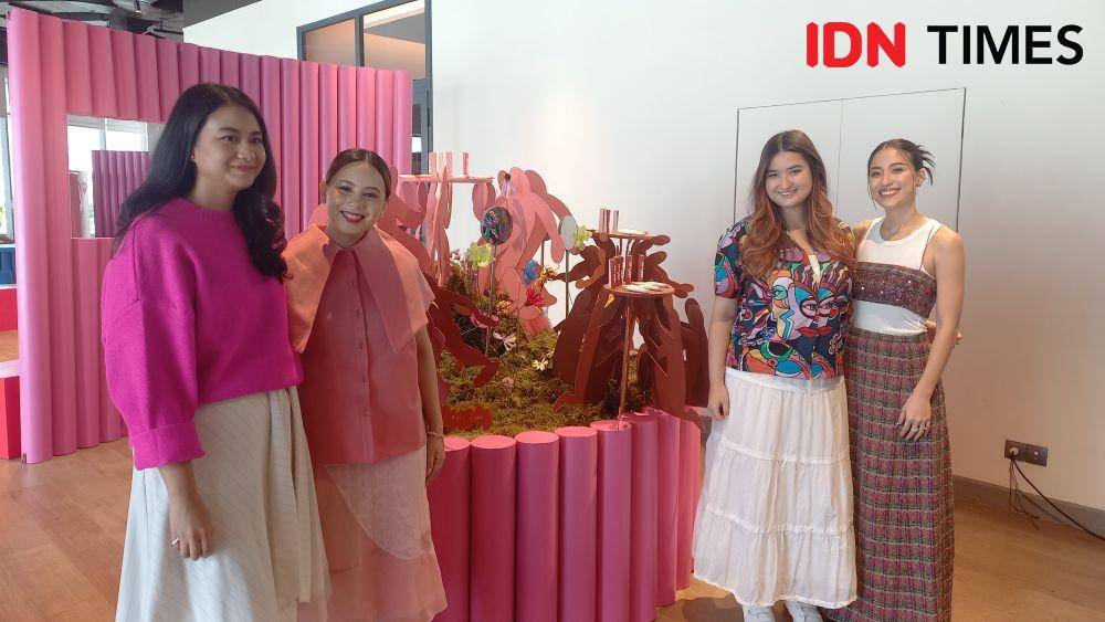 BASE Gloss & Go Liptint Launch Event, Alila SCBD, Jumat (16/12/2022). (IDN Times/Aprodithe Kyrie)