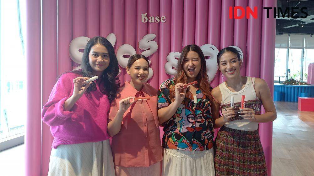 BASE Gloss & Go Liptint Launch Event, Alila SCBD, Jumat (16/12/2022). (IDN Times/Aprodithe Kyrie)
