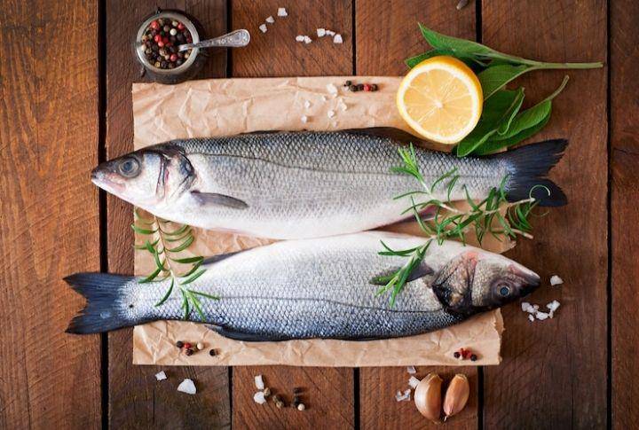 ikan bandeng/milk fish (freepik.com/timolina)