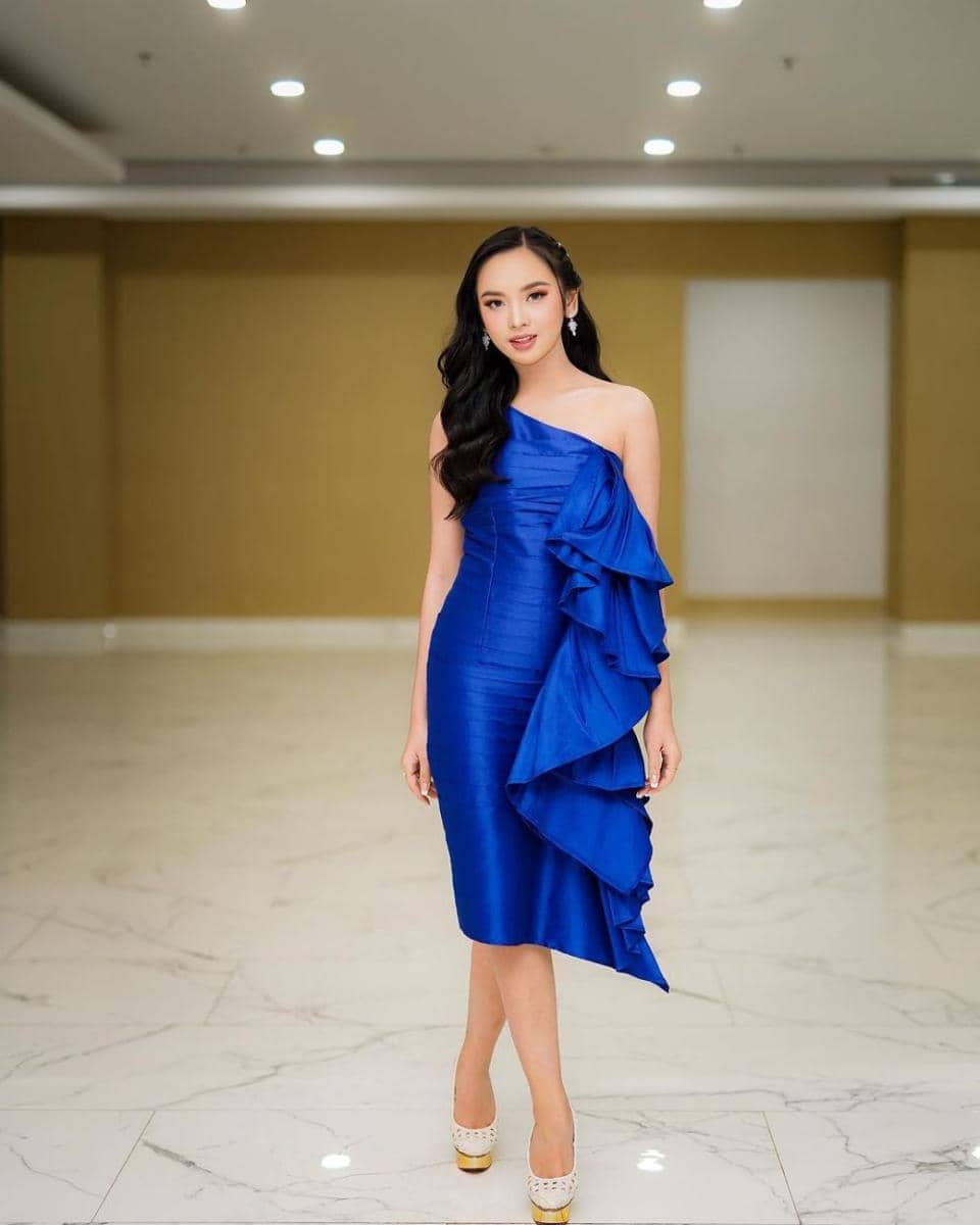 Dress asimetris ala Lyodra Ginting (instagram.com/lyodraofficial)