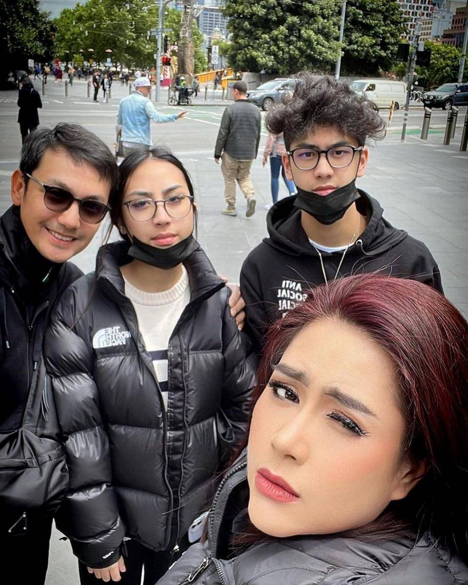 potret keluarga Gunawan di Australia (instagram.com/gunawan_sudrajat_real)