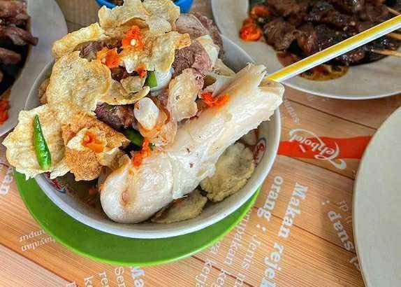 Rumah Makan Pak Tardja (instagram.com/eaternitylogy)