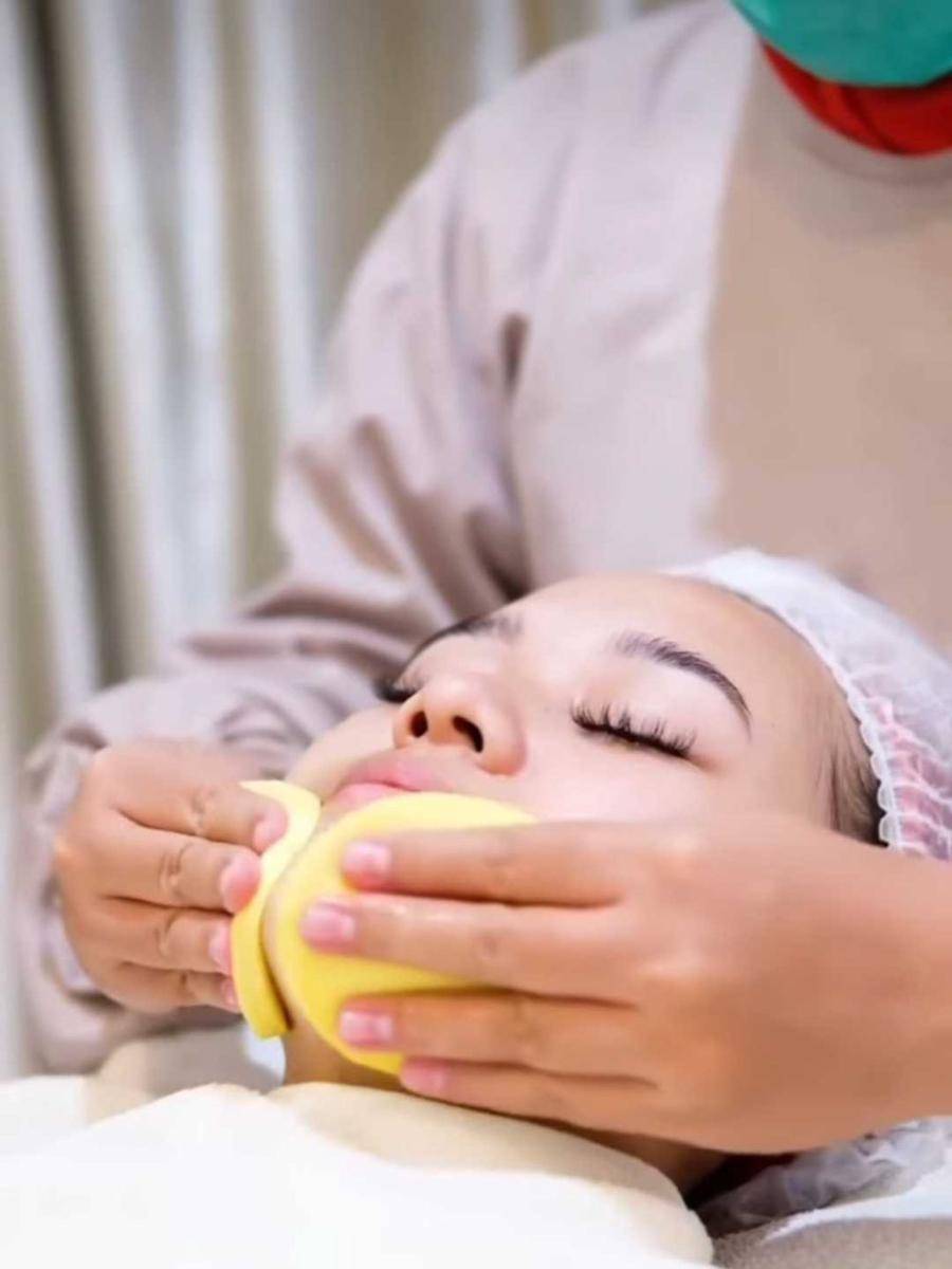 Gloskin Beauty Clinic. (ig/gloskin_surabaya)