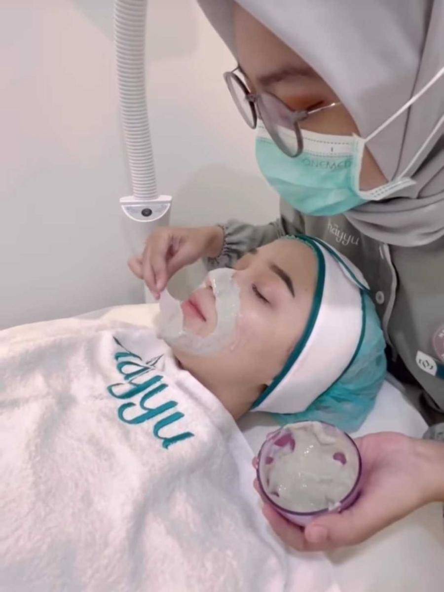Hayyu Syar'i Skin Clinic. (ig/hayyuclinic)