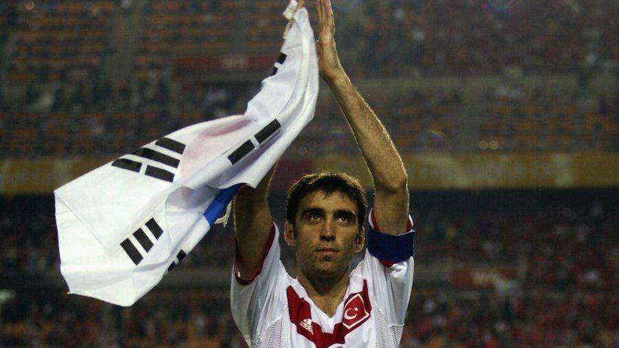 Hakan Sukur, pemain timnas Turki di Piala Dunia 2002 (twitter.com/FIFAWorldCup)