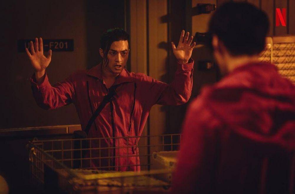 Kim Ji Hoon di drama Money Heist: Korea - Joint Economic Area Part II (instagram.com/netflixkr)