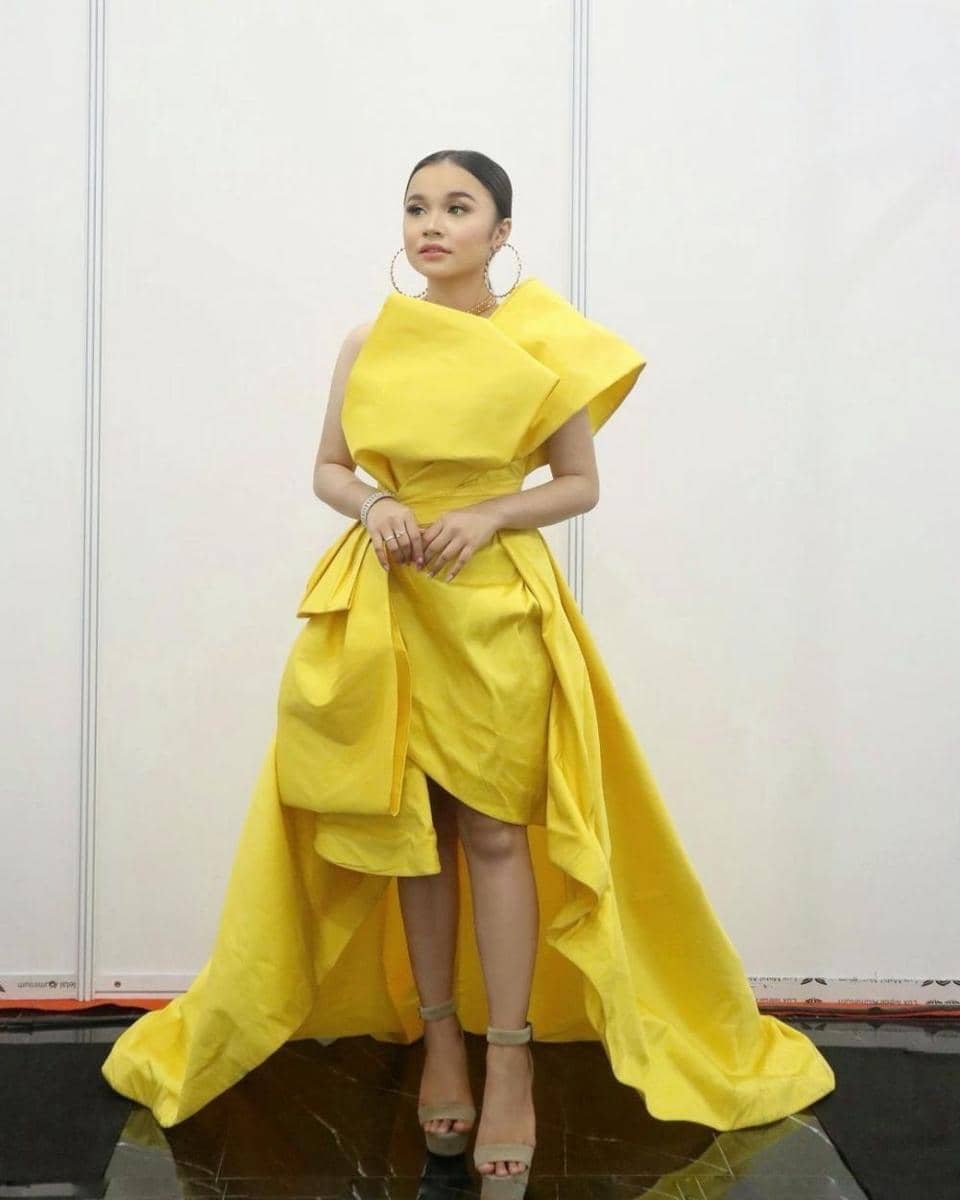 Dress asimetris ala Tasya Rosmala (instagram.com/tasya_ratu_gopo)