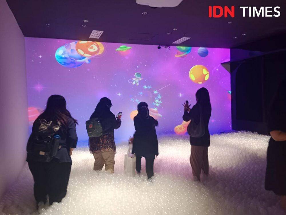 Pembukaan Miniapolis di Plaza Indonesia. Jumat (16/12/2022). IDN Times/Adyaning Raras