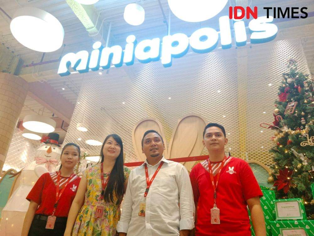 Pembukaan Miniapolis di Plaza Indonesia. Jumat (16/12/2022). IDN Times/Adyaning Raras