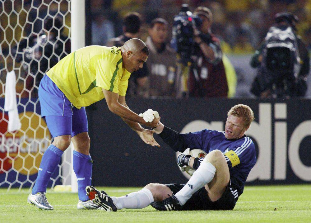Brasil kalahkan Jerman pada final Piala Dunia 2002. (fifa.com)