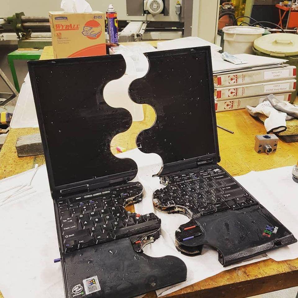 potret barang elektronik rusak gak wajar (reddit.com/user/FinishedToxicity)