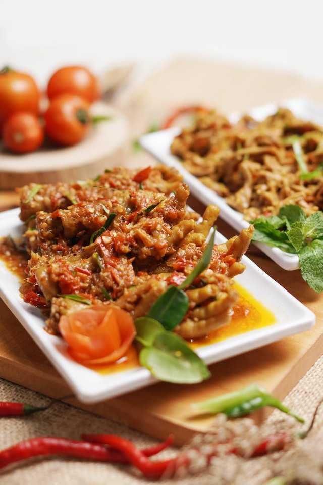 Resep Ceker Pedas Daun Jeruk, Lauk dengan Aroma Menggiurkan