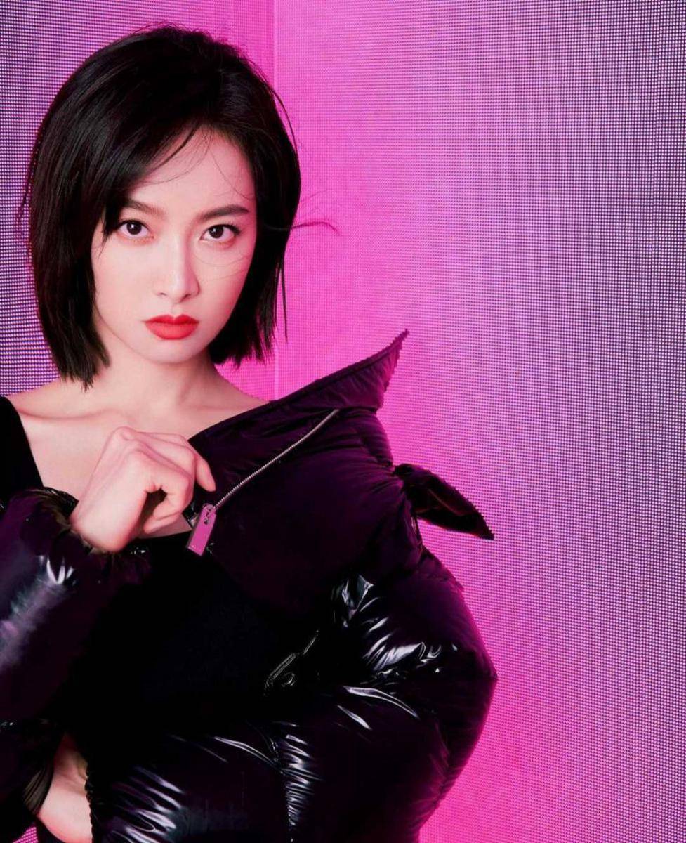 Victoria f(x) (instagram.com/victoria02_02)