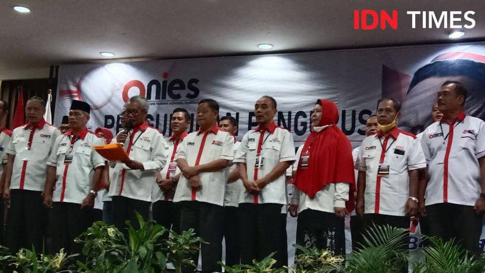 Para relawan Anies Baswedan wilayah Jawa Tengah saat dikukuhkan di Hotel Grasia Semarang. (IDN Times/Fariz Fardianto)