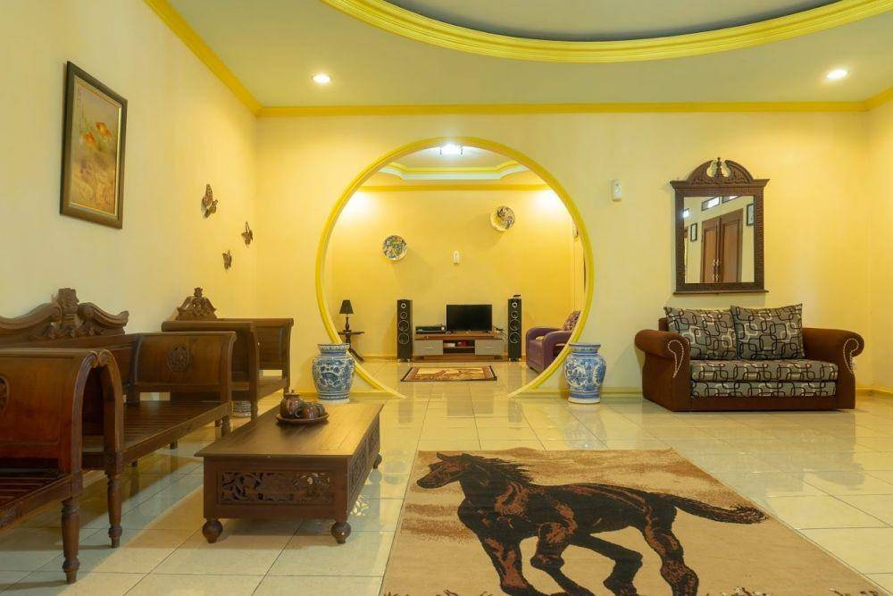 Green Mountain Villa (google.com/maps/Green Mountain Villa)