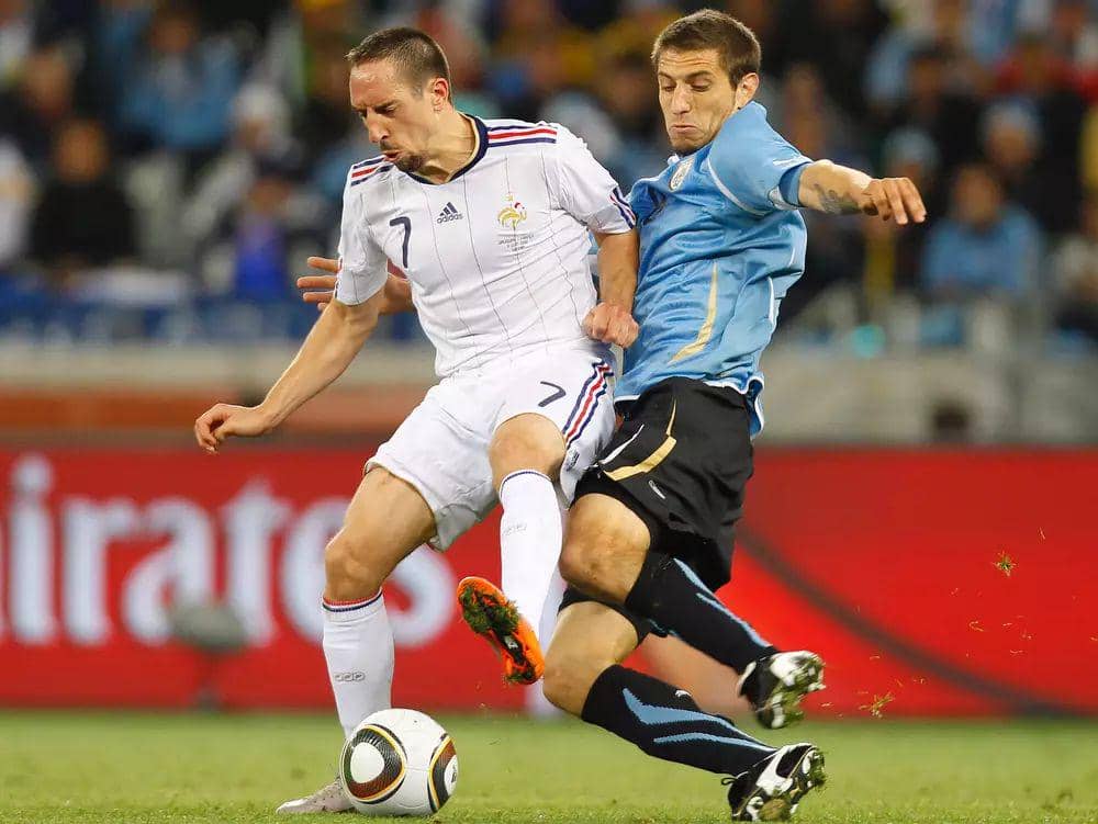 Prancis melawan Uruguay di Piala Dunia 2010. (fifa.com)