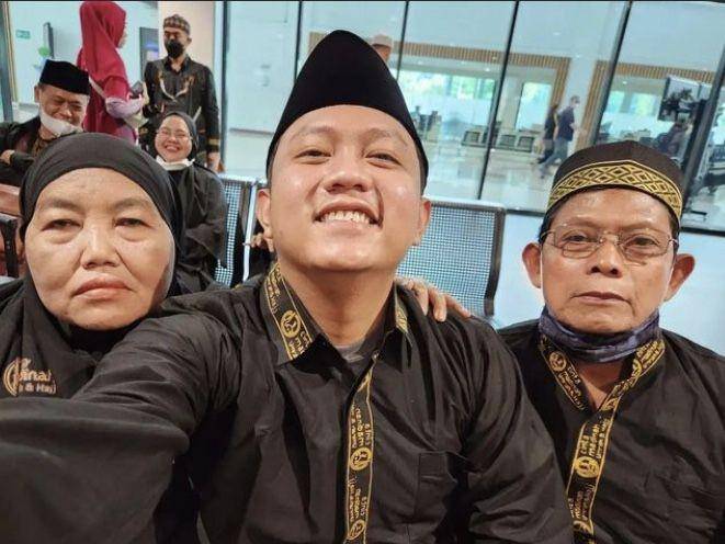 Caknan umrah (instagram.com/denny_caknan)