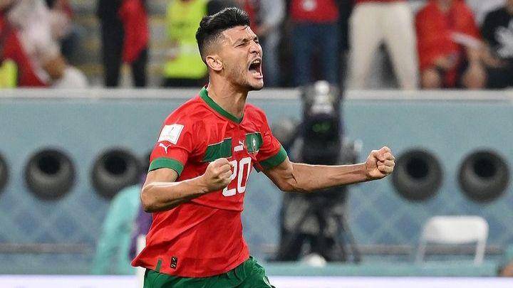 Achraf Dari bermain dalam laga melawan Kroasia di Piala Dunia 2022. (instagram.com/fifaworldcup)