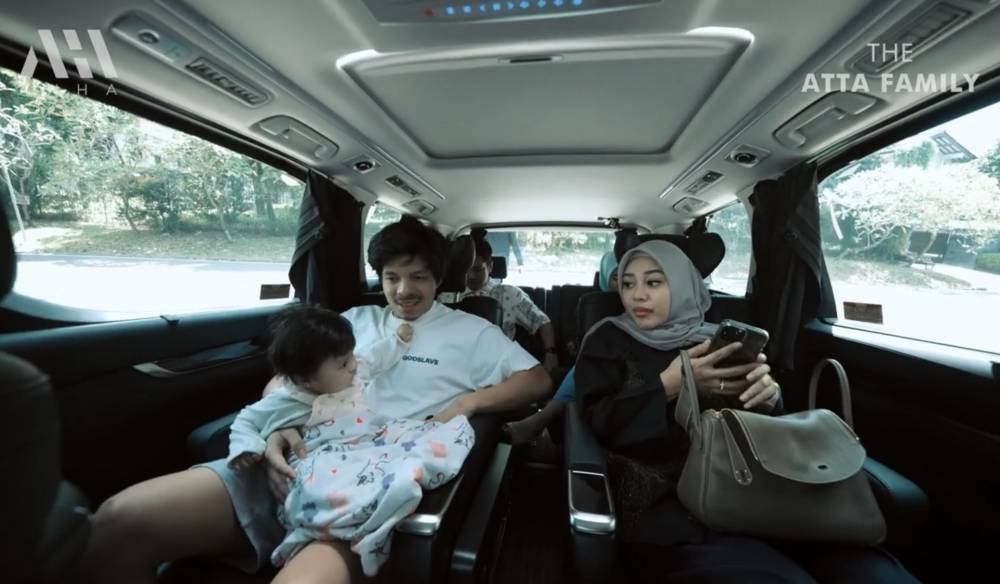 momen Atta dan Aurel antar Ameena sekolah (youtube.com/attahalilintar)