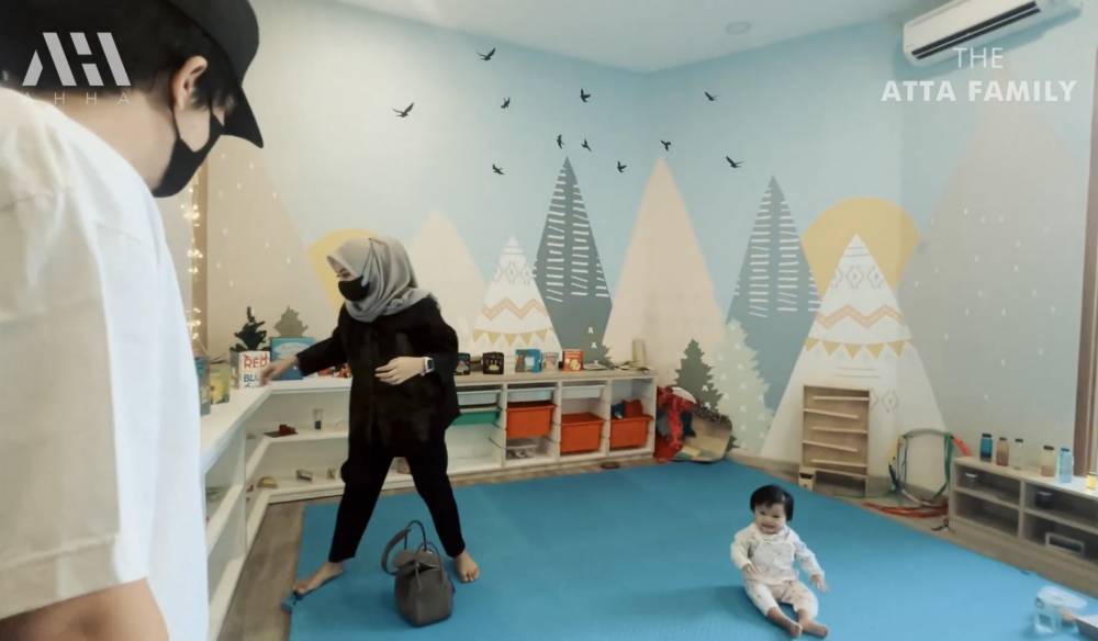 momen Atta dan Aurel antar Ameena sekolah (youtube.com/attahalilintar)