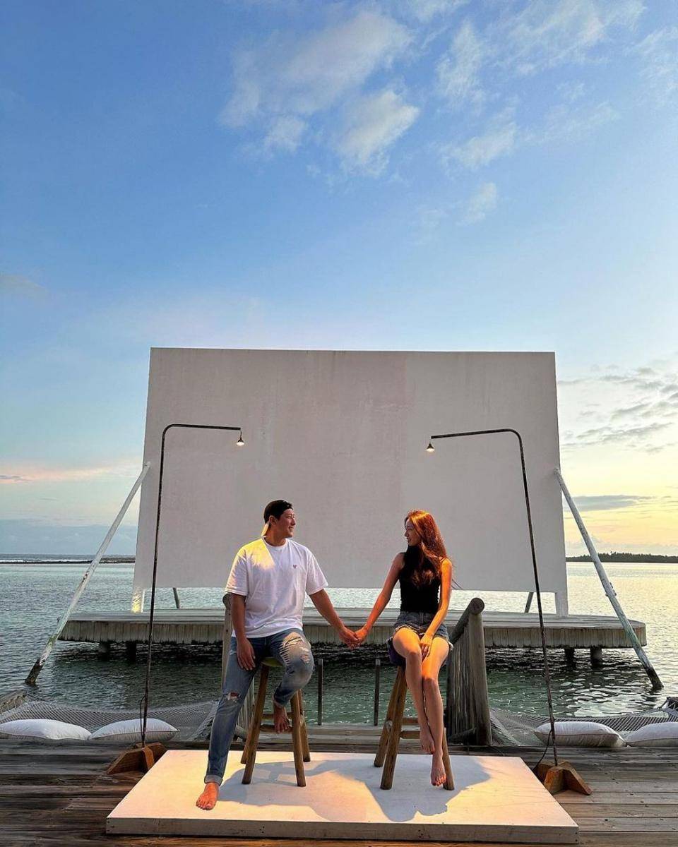 momen honeymoon Jiyeon T-ara dan Hwang Jae Gyun (instagram.com/jiyeon2__)