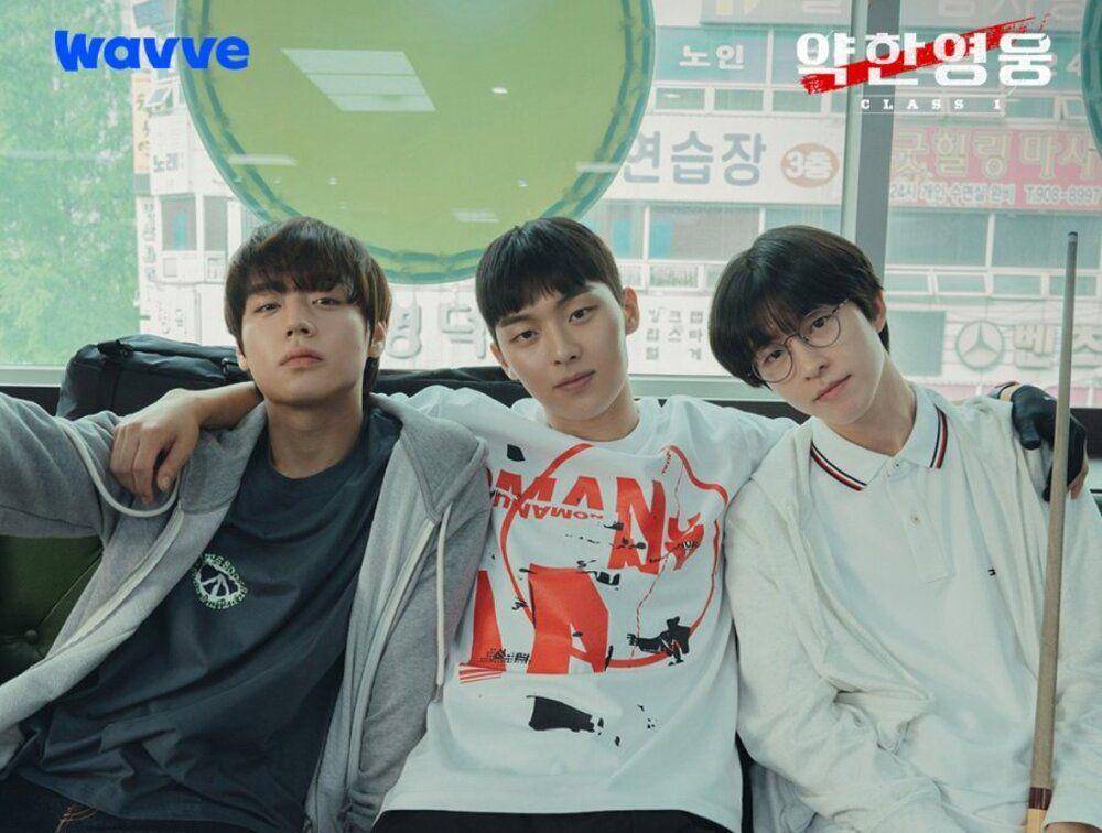 Park Jihoon, Choi Hyun Wook, dan Hong Kyung di Weak Hero Class 1 (instagram.com/wavve.official)