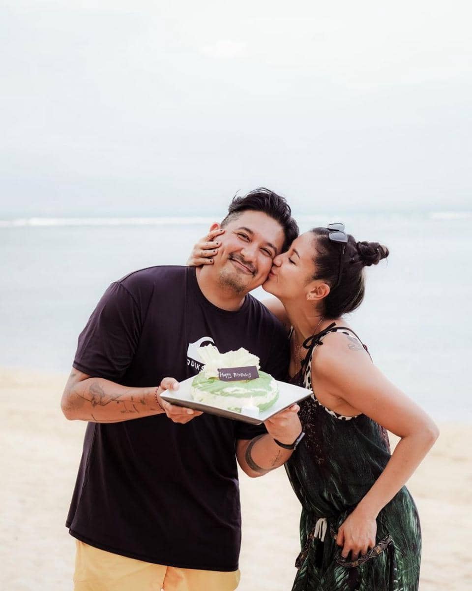 potret kejutan ulang tahun ke-38 Ryan Delon (instagram.com/mrssharena)