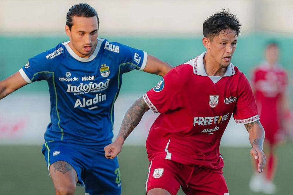 Mimpi Jadi Nyata, Irfan Bachdim Sukses Dapat Jersey Rivaldo