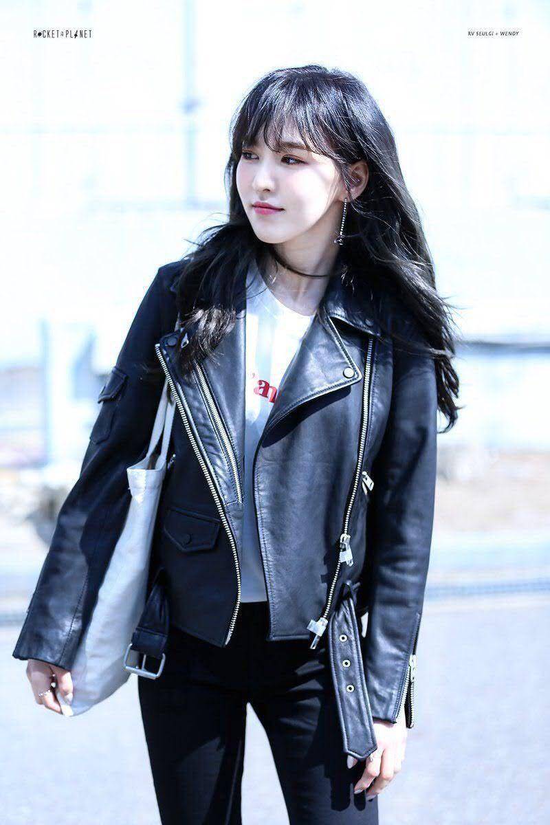 Wendy Red Velvet (twitter.com/heejinsoulyves)