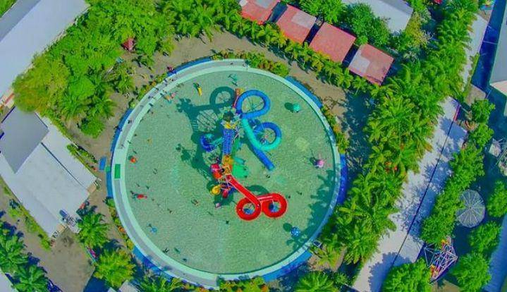 DiraWaterpark (Instagram/dirakencongshoppingcentre)