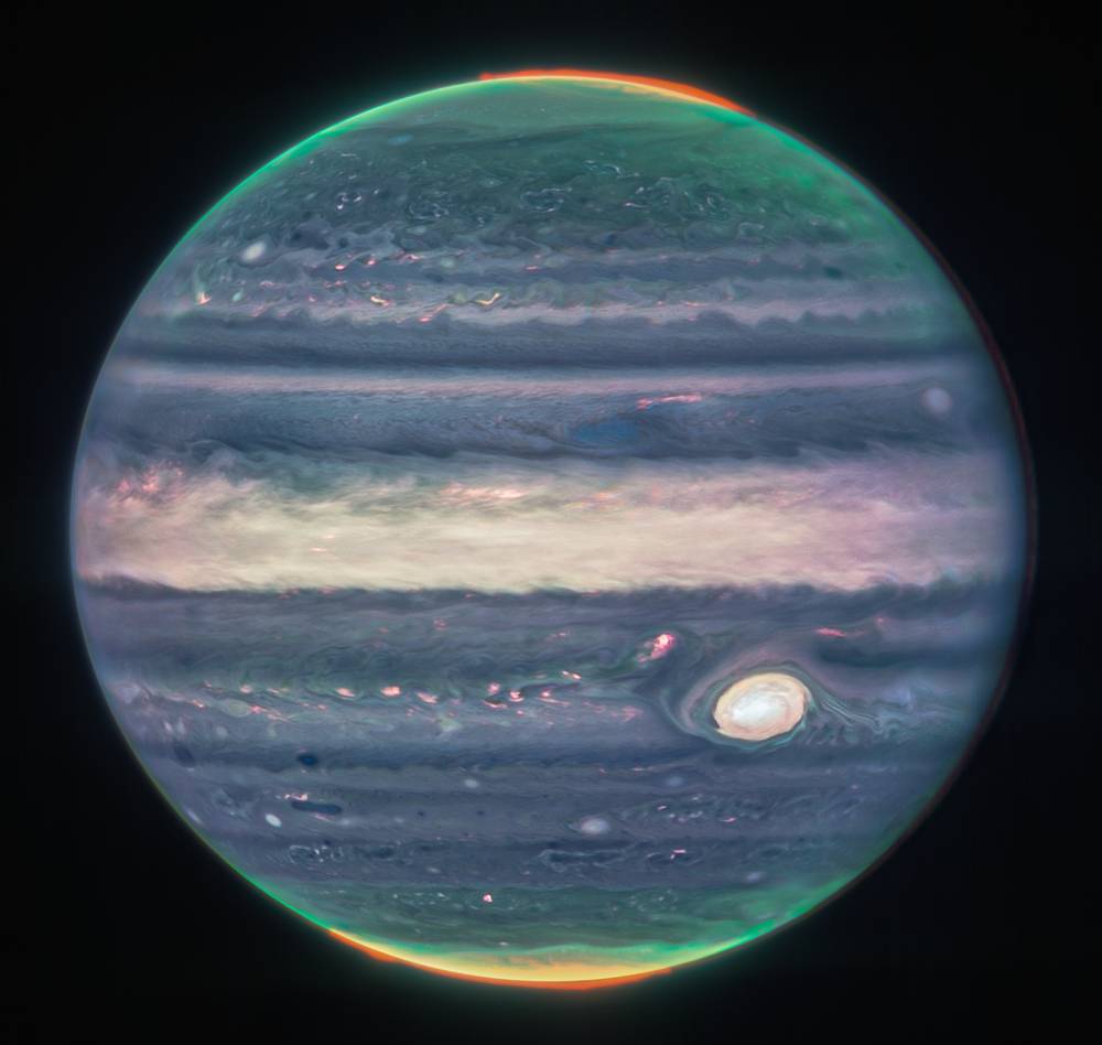 foto Jupiter dengan auroranya oleh JWST (blogs.nasa.gov)