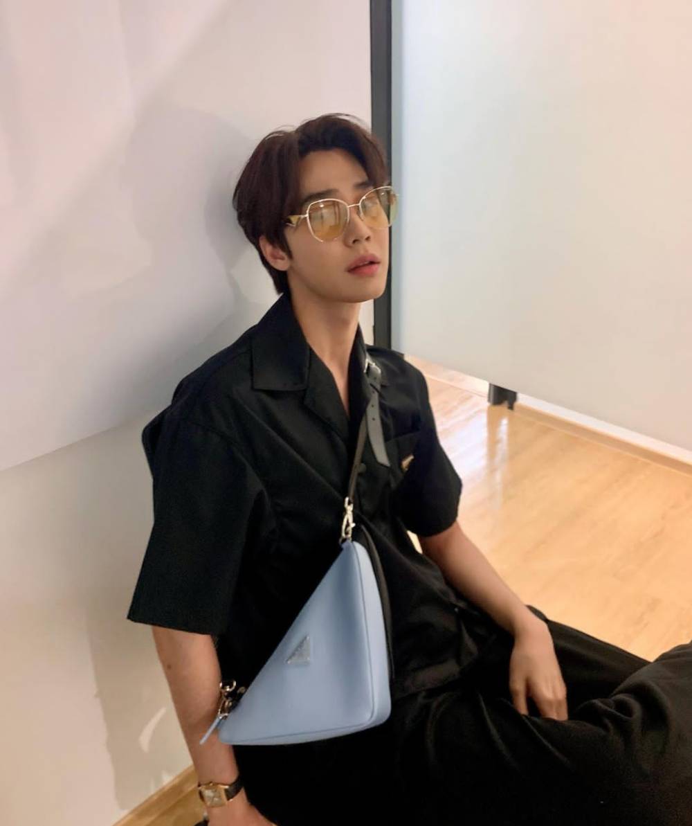 Dew Jirawat Sutivanisak (instagram.com/dew_jsu)