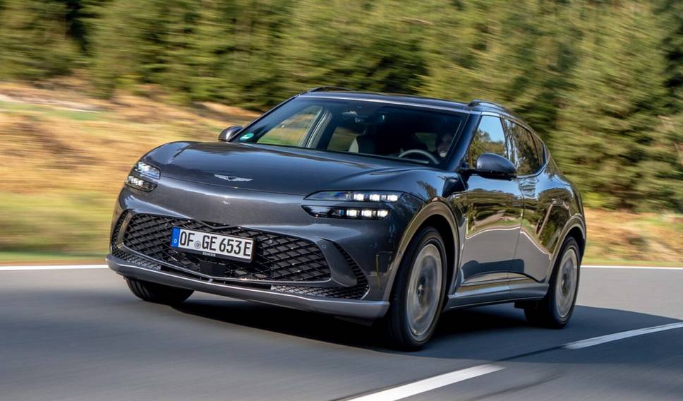 Genesis GV60 (Carscoops.com)