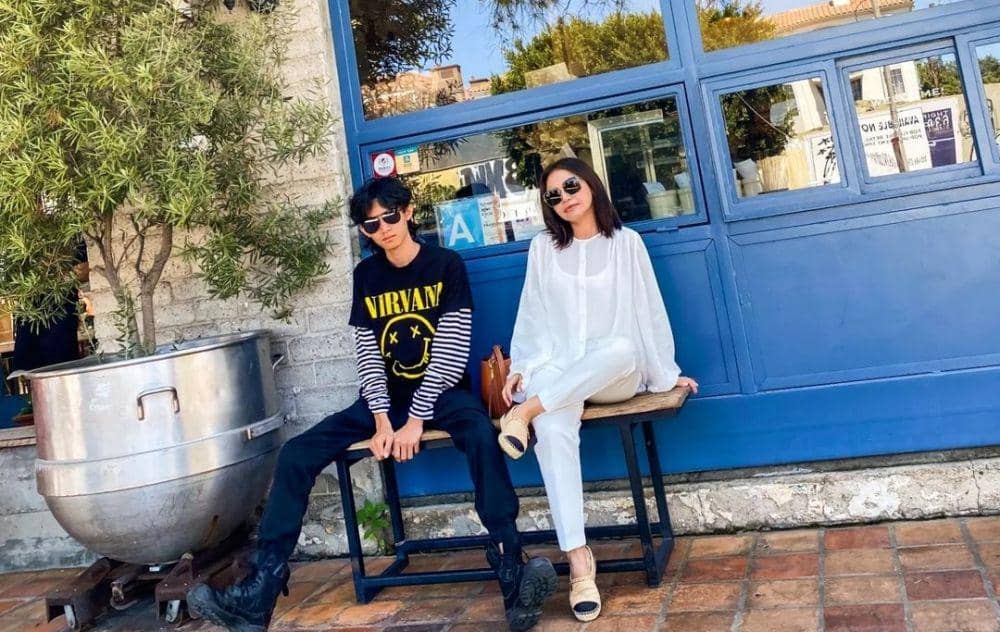 9 Potret Rossa Habiskan Quality Time dengan Sang Anak, Bak Sahabat